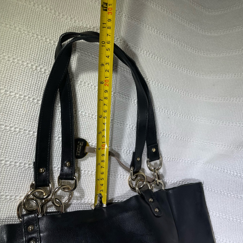 FIORE ,LARGE BLACK & TOUPE ITALIAN‎ LEATHER TOTE; GOLD INSIDE. - Picture 4 of 7